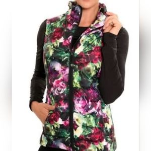 BETSEY JOHNSON Floral Puffer Vest, size Medium